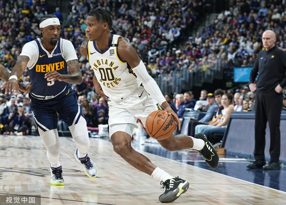 中的球员和 中的球员和