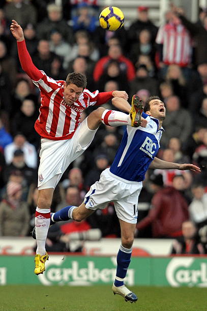 邮报：纽卡斯尔联还没对佳夫报价，但他们非常欣赏后者.