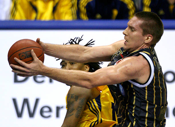 对荷兰足球 对荷兰足球