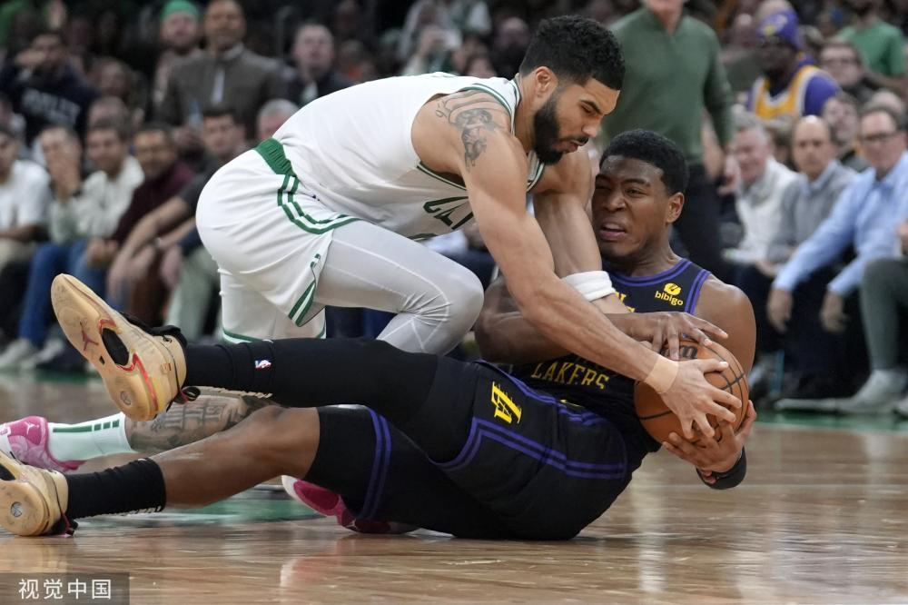 尤文新援禁区游龙斩赛季首球，斑马军团公布8月五佳进球